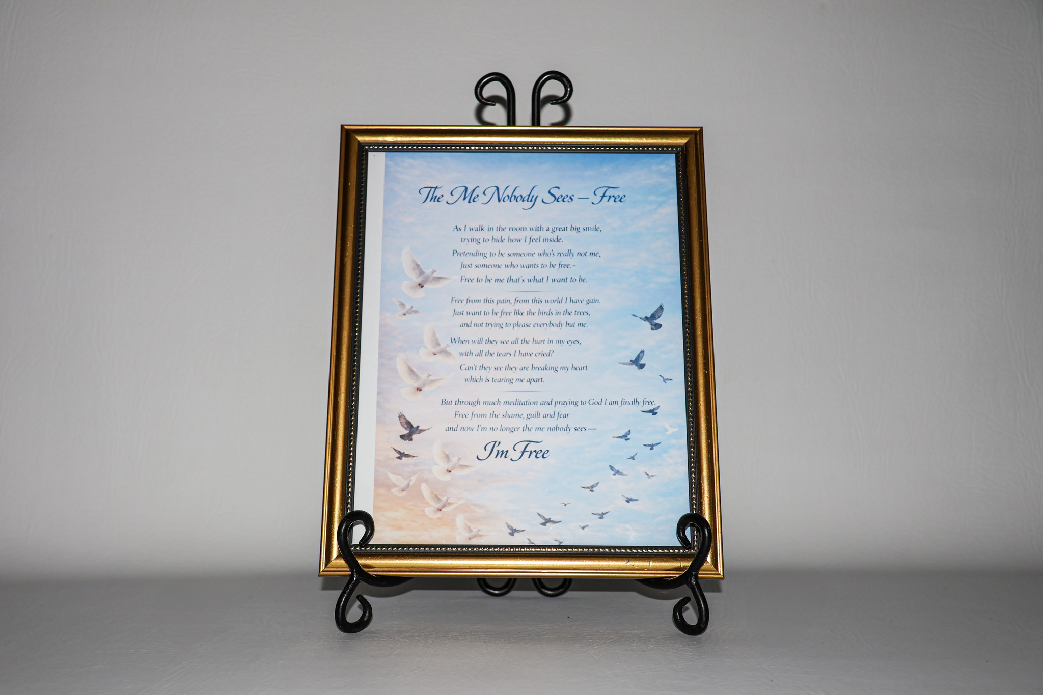 The Me Nobody Sees - Free _ Poem